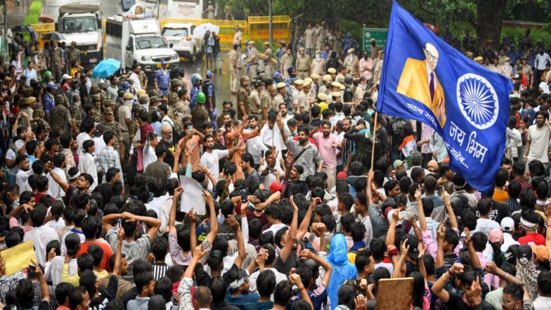 India News | JP Nadda Holds Talks with CJP Delegation; over 118 Police Personnel Injured During Parliament March