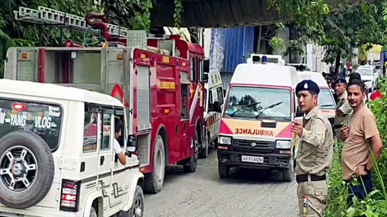 India News | Sikkim Tunnel Tragedy: Death Toll Rises to 8; PM Modi Assures CM Tamang of Centre's Full Support as Rescue Ops Continue