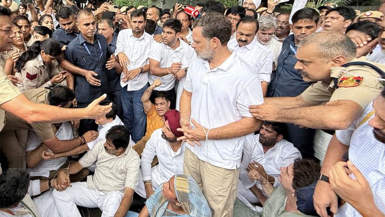 India News | Akhilesh Yadav, Supriya Sule Join Congress Protest at Lok Kalyan Marg
