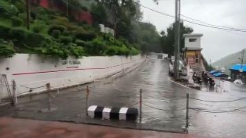 India News | Vaishno Devi Yatra Suspended for Fourth Consecutive Day Amid Adverse Weather