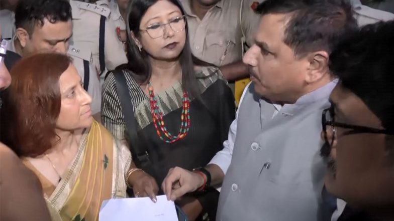 India News | Haryana: Opposition MPs Stopped from Meeting Sonam Wangchuk; Submit Letter to Gitanjali Angmo, Urge Activist to End Indefinite Fast