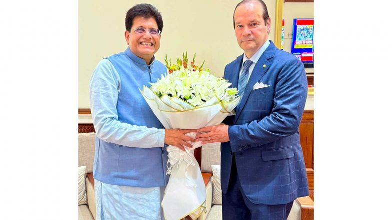 World News | Union Minister Piyush Goyal Meets Panama FM Vasquez to Deepen India-Panama Partnership