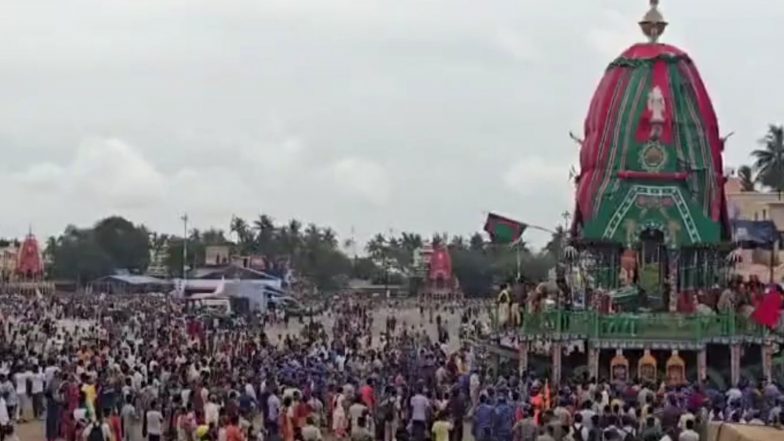 India News | Heavy Security in Place as Devotees Throng Puri for Final Adapa Mandapa Darshan Ahead of Bahuda Yatra