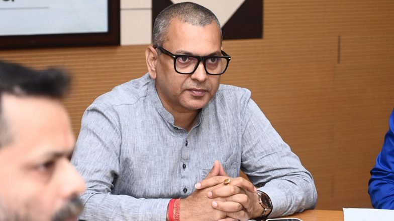 India News | Assam Minister Kaushik Rai Reviews Relief Operations, Commodity Supply in Flood-hit Districts for Timely Distribution of Essentials