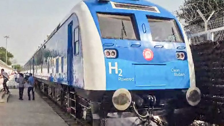 India News | India's First Hydrogen Train Marks Resounding Success on Jind-Sonipat Route