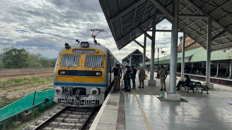 India News | Northern Railway Operates Special Trains in Kashmir; over 1,500 Passengers Benefit