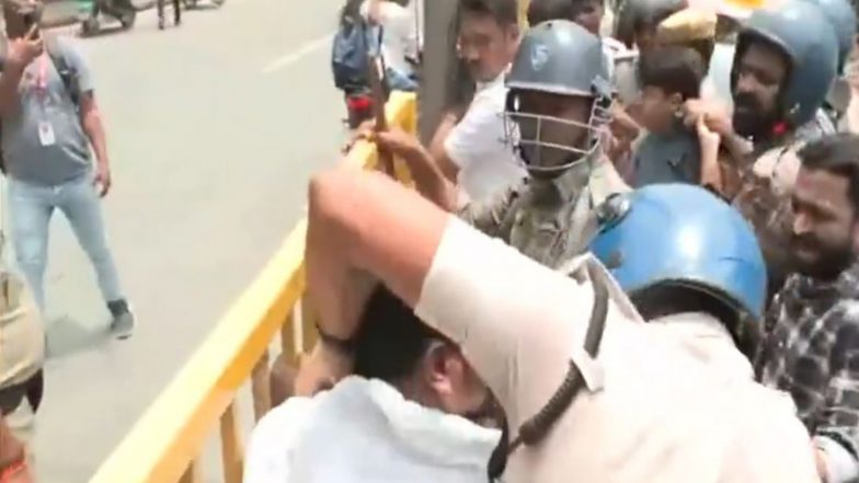 India News | Bihar: Protesters, Police Clash in Patna, Siwan, Chapra During Statewide Shutdown over NEET Paper Leak