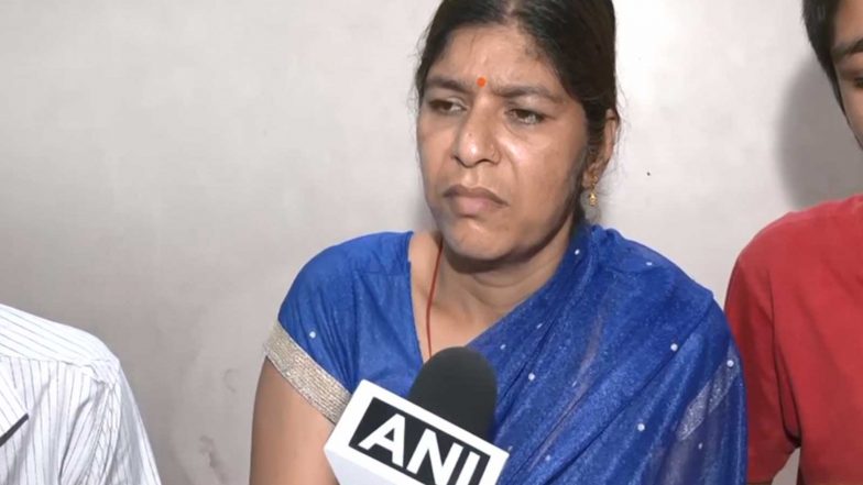India News | Maharashtra: Parents of NEET Aspirant Who Died by Suicide Demand Compensation, Justice