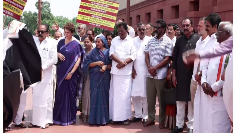 India News | Opposition Resumes Parliament Protest, Demands Amit Shah's Reply on Alleged Police Action Against Students
