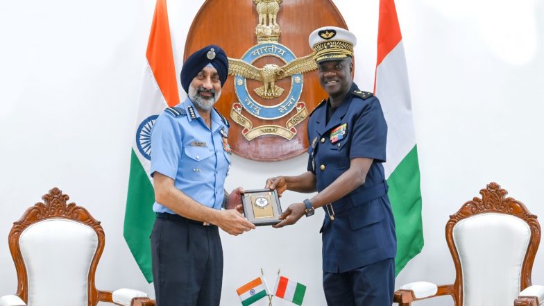 World News | Ivorian Air Force Chief Meets IAF Chief AP Singh, Defence Secy; Holds Talks on Bilateral Defence Ties