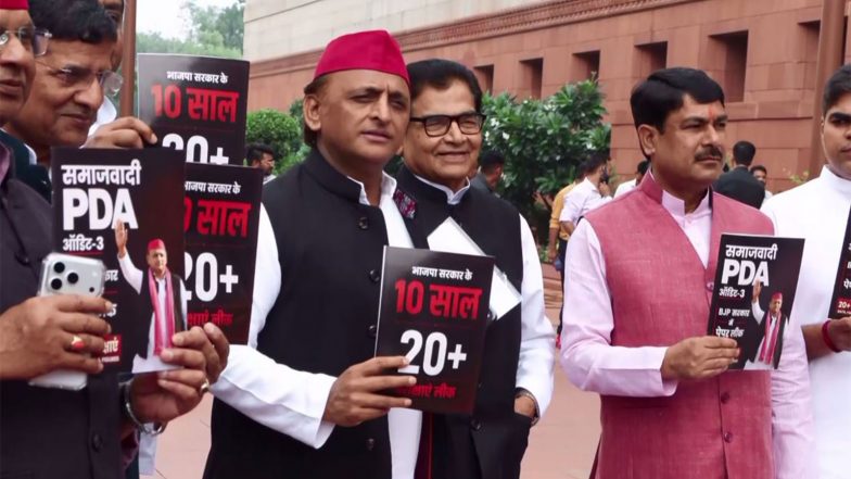 India News | Samajwadi Party, Maharashtra Congress Hold Protest Against BJP at Parliament