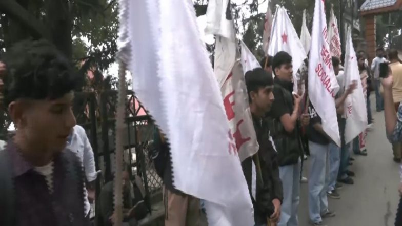 India News | SFI Protests Alleged Detention of Aishe Ghosh, Demands Abolition of NTA over Exam Paper Leaks