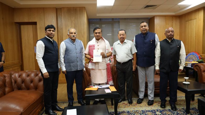 India News | Assam Ex-servicemen Stand with Flood Victims, Present ₹25 Lakh Cheque to CM Relief Fund
