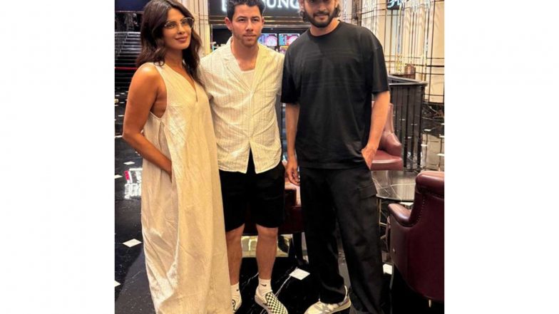Entertainment News | Priyanka Chopra, Nick Jonas Join Mahesh Babu for Movie Night in Hyderabad