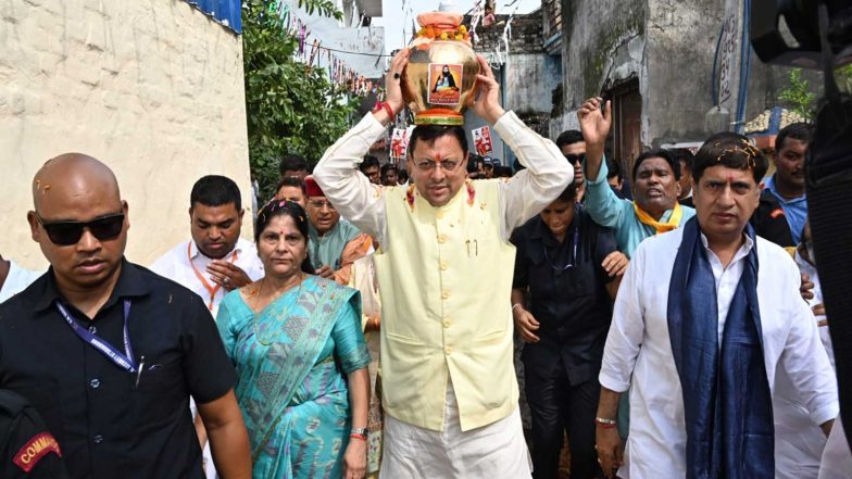 India News | CM Dhami Inaugurates Kalash Bandhan Maha Rally in Bhagwanpur on 650th Birth Anniversary of Sant Guru Ravidas