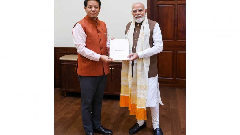 India News | Sikkim MP Subba Meets PM Modi; Submits Memorandum Demanding ST Status for 12 Communities, Assembly Seat Reservation