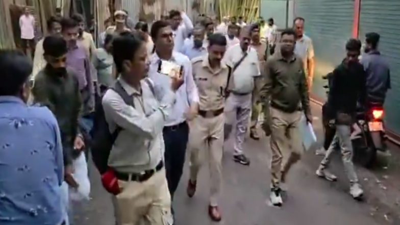 India News | Madhya Pradesh: Dhar Collector Inspects Bhojshala Premises, Reviews Arrangements in View of SC Directives