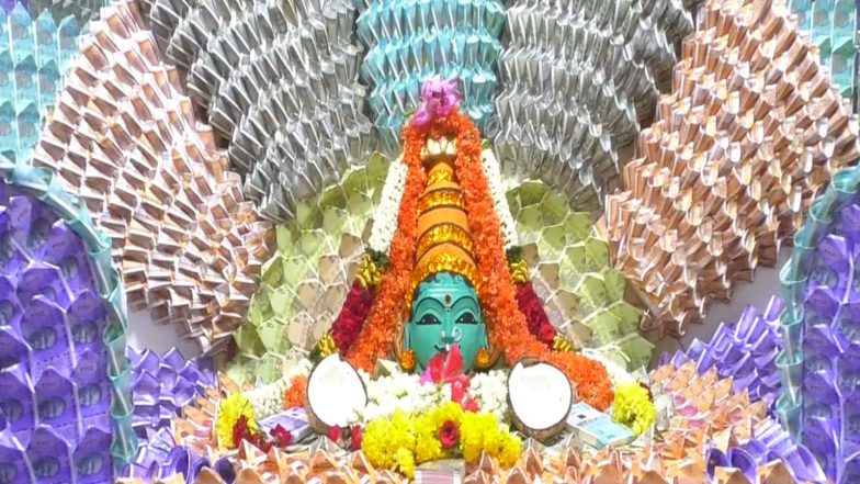 Entertainment News | Tamil Nadu: Goddess Vanchiyamman Adorned with Currency Notes Worth Rs 30 Lakh on Third Aadi Friday