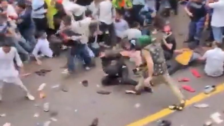 Was Lathi With Nail Fixed on Top Used Against CJP Protesters at Jantar Mantar? Delhi Police Say 'Viral Video Is Unrelated'