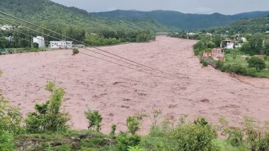 Flash Floods in Jammu and Kashmir: 4 Killed, 5 Missing As Flood Wreaks Havoc in Rajouri and Poonch (Videos)