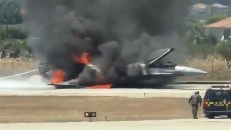 Greek F-16 Fighter Jet Bursts Into Flames After Emergency Landing in Zakynthos; Pilot Unharmed (Watch Video)