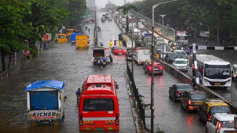 Maharashtra Weather Update: Mumbai, Thane, Palghar Under Red Alert as Heavy Rain Forecast Triggers School Closures