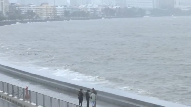 High Tide Timing in Mumbai for Today: Wave Measuring 4.27 Metres Expected at 1:45 PM on July 2