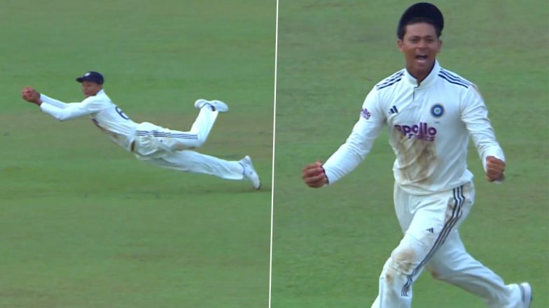 Yashasvi Jaiswal Catch Video: Indian Fielder Takes Stunner to Dismiss Lahiru Udara in IND vs SL 2nd Test 2026