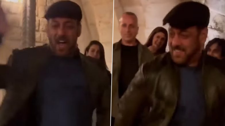 Salman Khan Recreates Iconic &lsquo;Jeene Ke Hain Chaar Din&rsquo; Hook Step at Sohail Khan&rsquo;s Party, Bhaijaan&rsquo;s Energy Is Still Unmatched! (Watch Video)