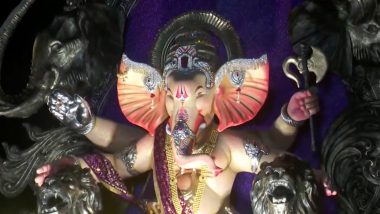 Mumbai: Thousands Join Mumbadevi Cha Maharaja&rsquo;s Grand Aagman Sohala Ahead of Ganesh Chaturthi (Video)