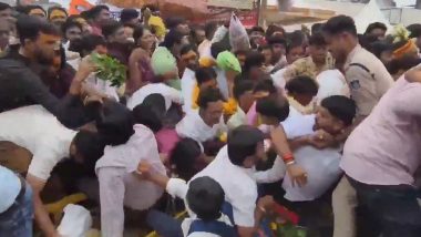 Stampede-Like Situation at Mahakal Nagchandreshwar Temple in Ujjain, Several Devotees Injured (Videos)