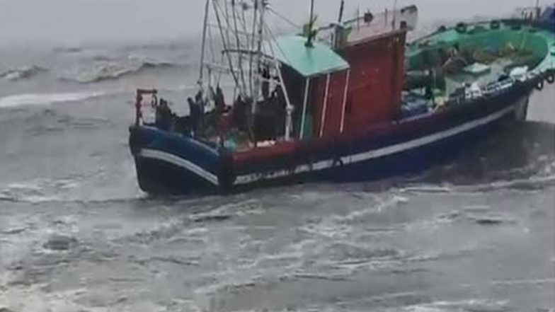India News | Keralam: 17 Fishermen Rescued After Engine Failure off Kozhikode Coast