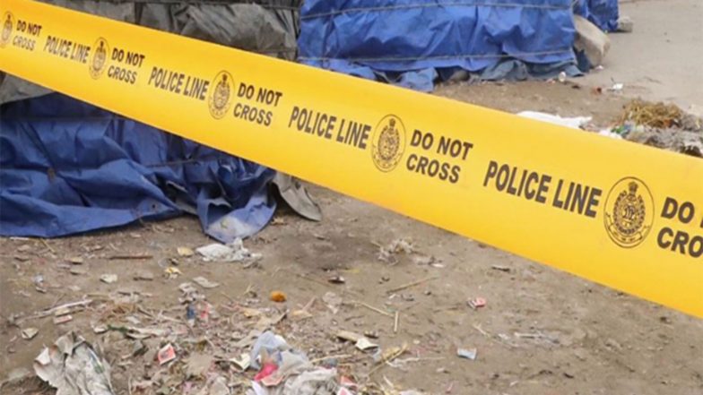 India News | Tamil Nadu: Five Killed as Speeding Car Rams Stationary Lorry on Pollachi-Palani Highway
