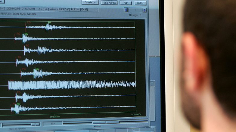 World News | 4.9-magnitude Earthquake Strikes Alaska