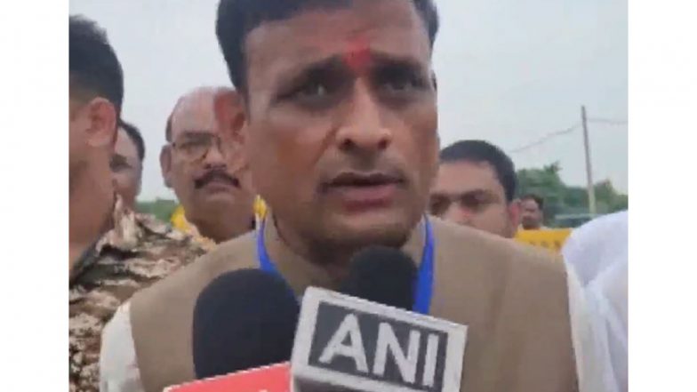 India News | Datia Bypoll: BJP's Ashutosh Tiwari Takes Early Lead; Confident of Victory, Cites CM Mohan Yadav's Development Agenda