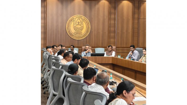 India News | NTKMA Reviews MSRTC Bus Operations, Connectivity Plan for Simhastha Kumbh Mela 2027