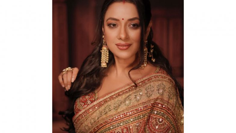 Entertainment News | Rupali Ganguly's 'dictator' Remark on PM Modi Triggers Online Storm; Netizens Respond with 'Monisha Beta' Jibes
