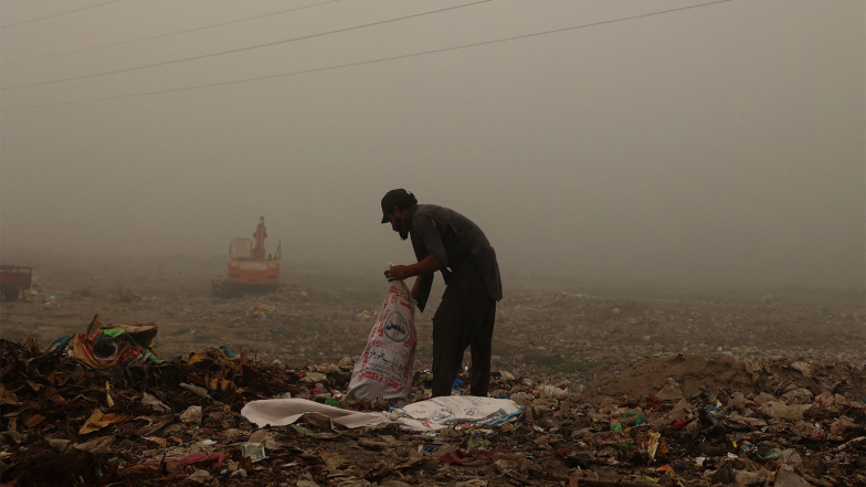 World News | Pakistan's Healthcare Neglect Exposed as Unpaid Sanitation Workers Cripple Hospital Services