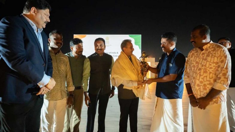 World News | MoS External Affairs Kirti Vardhan Interacts with Indian Community in Cote D'Ivoire