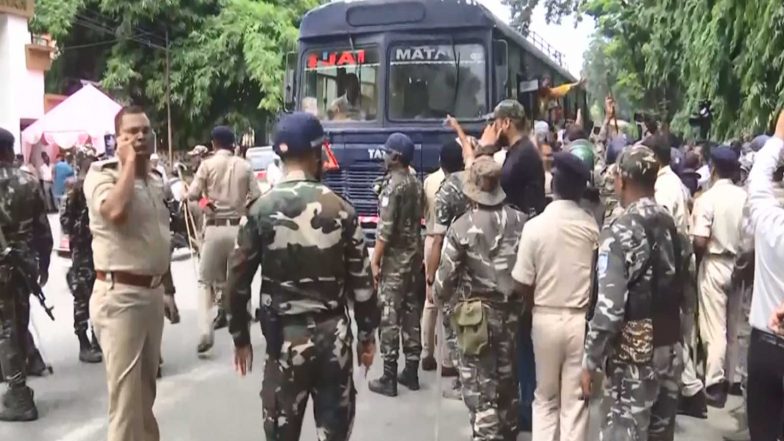 India News | JPSC-JSSC Row: LoP Babulal Marandi, BJP Leaders Detained Amid Protests Outside CM's Residence
