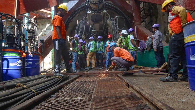 Business News | India's Labour Force Participation Falls to 54.6% in April-June; Rural Unemployment Rises to 4.8%
