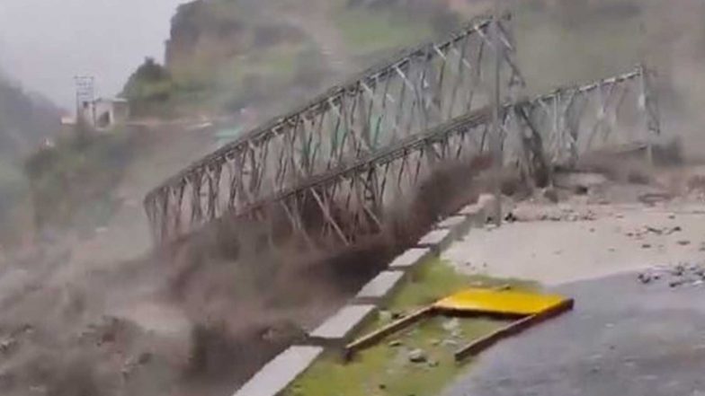 India News | NDRF, SDRF Teams Reach Ground Zero After Bailey Bridge Washed Away in Chamoli