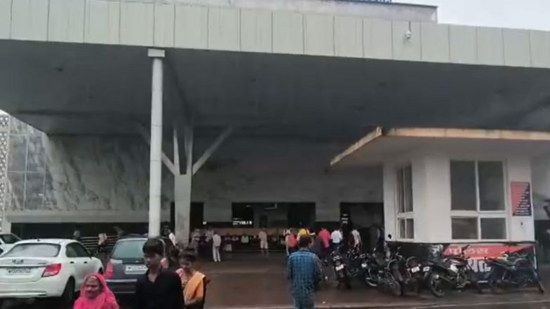 India News | MP: Fire Breaks out in Inspection Coach at Jabalpur Railway Station, Inquiry Ordered