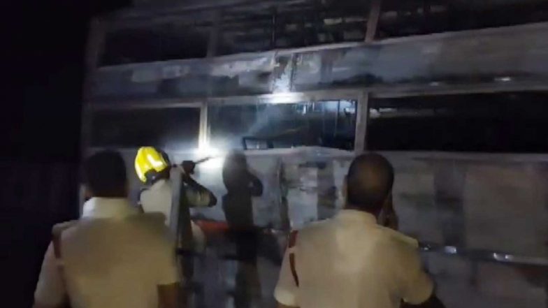 India News | Bihar: Bus Catches Fire on NH-27 Overbridge in Muzaffarpur, All 35 Passengers Evacuated