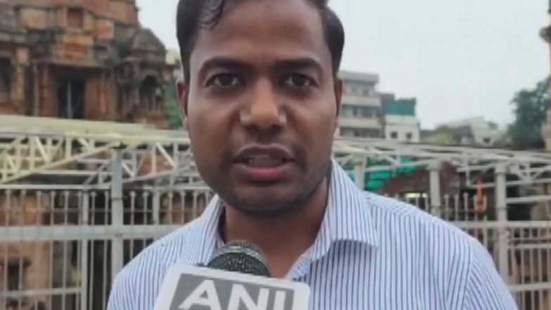 India News | Madhya Pradesh: Omkareshwar Devotees Donate Blood for VIP Darshan Amid Sawan Rush