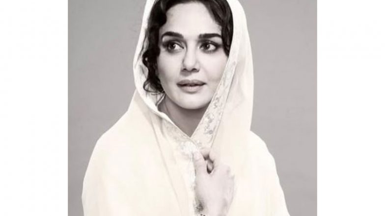 Entertainment News | Preity Zinta Shares Her Look Test Photo for Her Role in 'Batwara 1947'