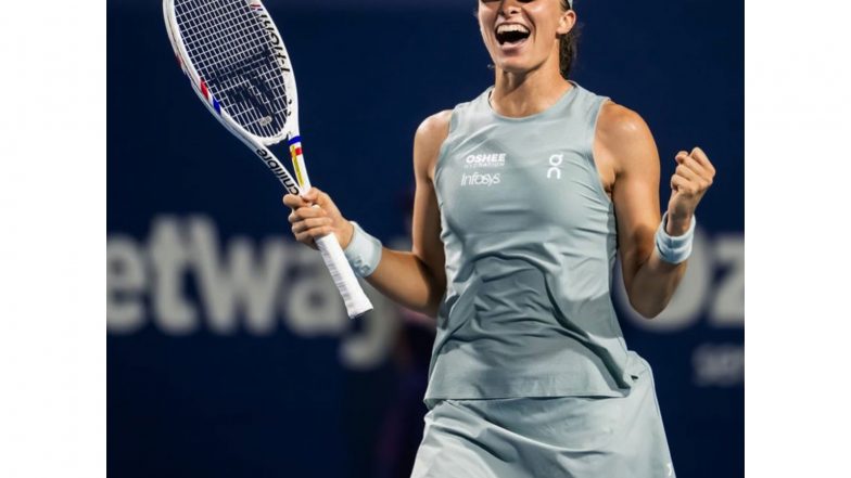 Sports News | Iga Swiatek Clinches First 2026 Title, Beats Rybakina in Canadian Open Final