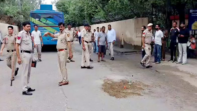 India News | Delhi Police Arrest Two in Sonia Vihar Attempted Murder-cum-robbery Case