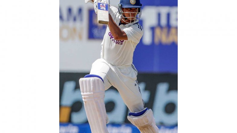Sports News | India Reach 101/1 at Lunch on Day 1 of First Test Against Sri Lanka