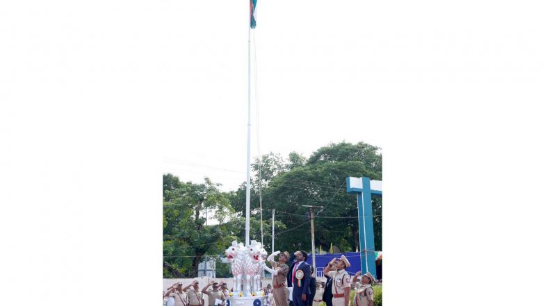 India News | Ramanathapuram Collector Hoists Tricolour, Honours Freedom Fighters' Heirs on I-Day
